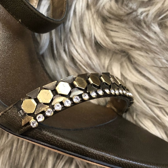 Paige Sandals. New. - Picture 9 of 12